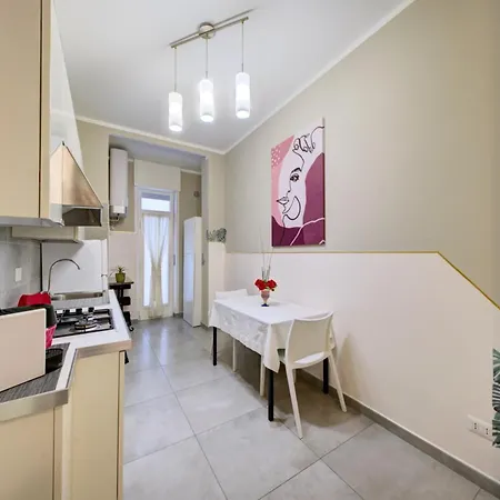 Jolie Nuovo E Confortevole Turin