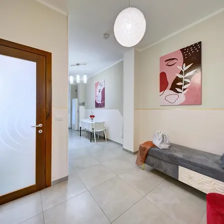 Jolie Nuovo E Confortevole